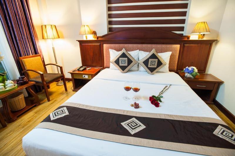 Park View Luxury Khách sạn 3*